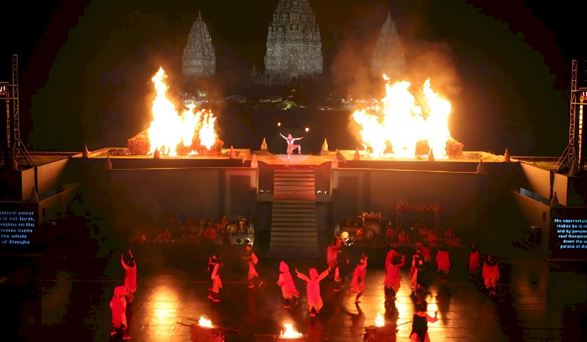 Prambanan Ramayana Ballet: A Guide & Best Experience