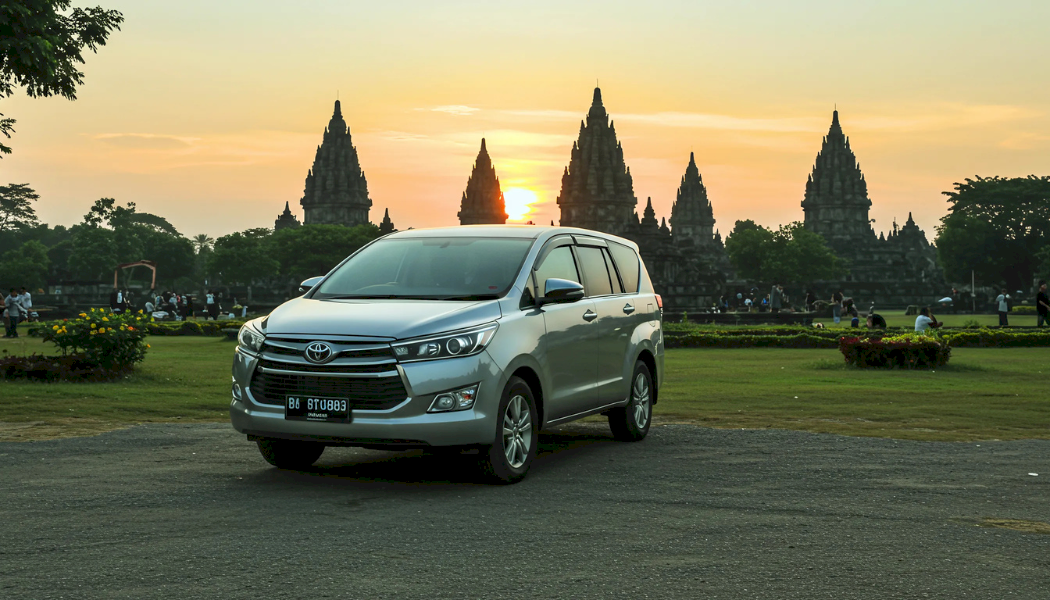 Your Effortless Yogyakarta Car Rental with Driver Solution