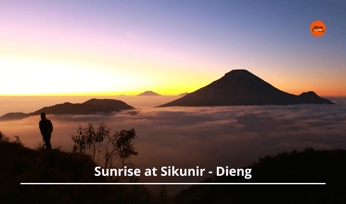 sunrise at sikunir dieng plateau